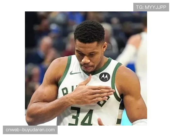 字母哥三节打卡，雄鹿大胜活塞，锁定中部赛区冠军